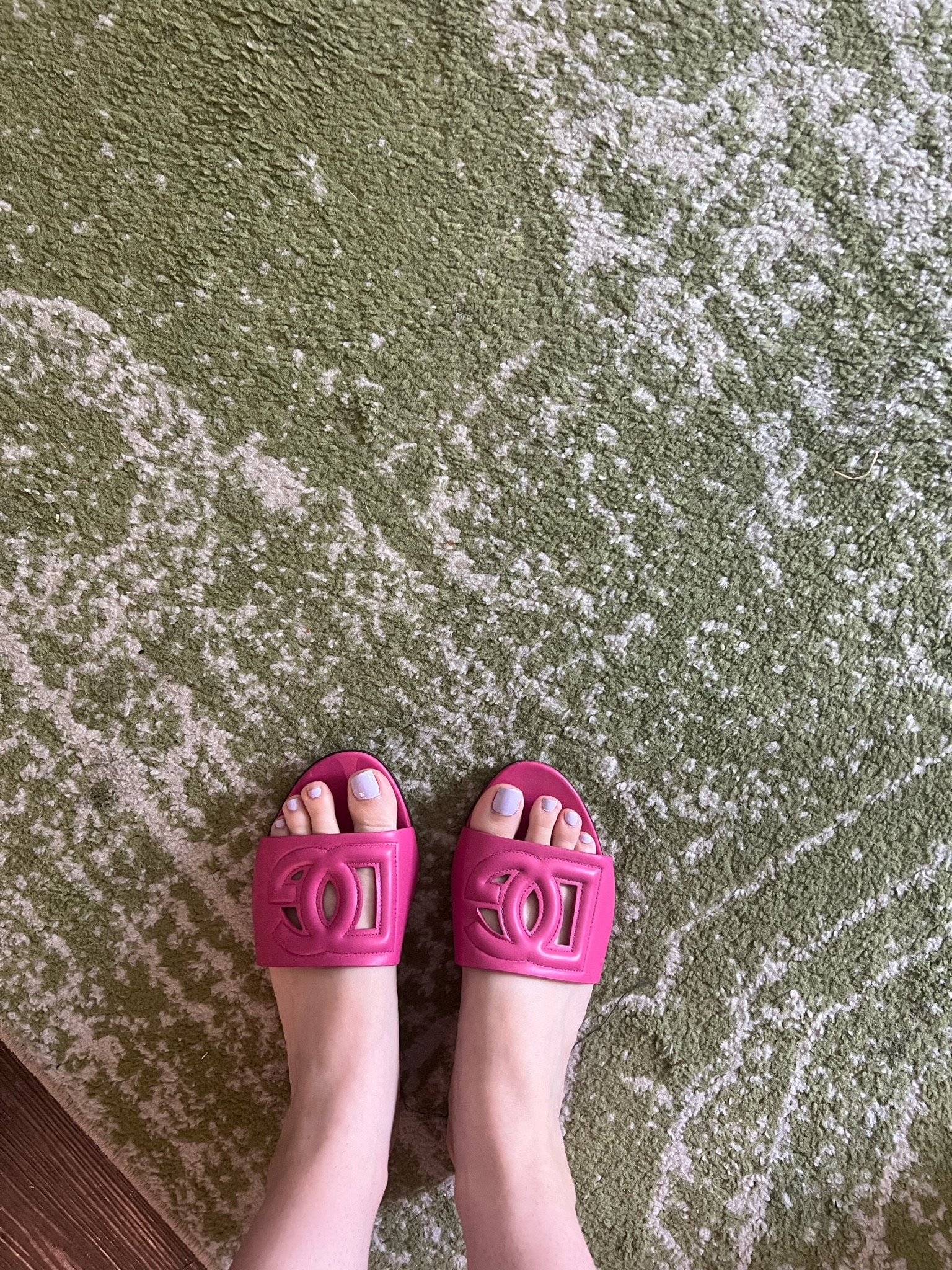 The perfect spring/summer sandal! Comes in multiple colors. 

#LTKshoecrush