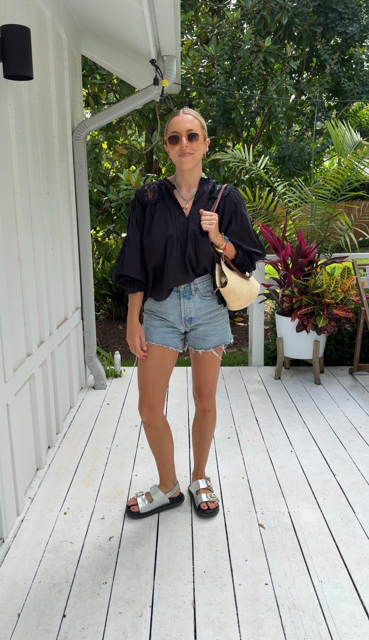 Cleobella top is older (Claudio top for posh mark) linking similar 
Shorts I wear a 25, I size up 
Sunnies are Thiery Lasry 