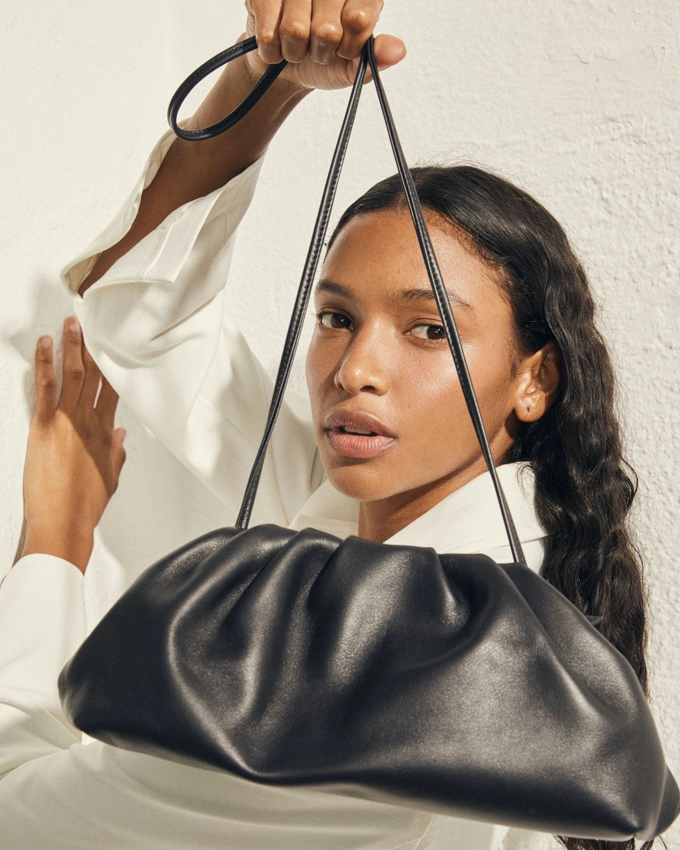 The D - Black Leather Handbag | Alohas FR