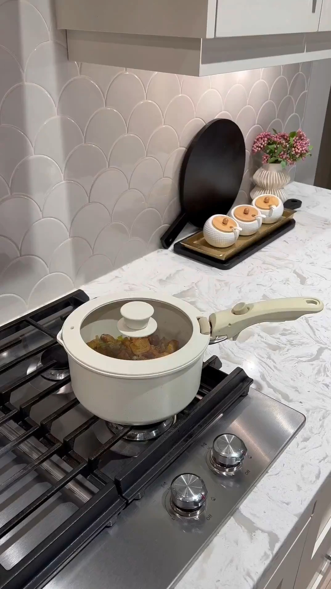 These pots right here are totally game changers! 🚀 Not only are they perfect for saving space but they’re also ideal for leftovers and they’re absolutely STUNNING. 🎊 Honestly, they’re the triple threat you didn’t know you needed. Obsessed doesn’t even cover it! 💖 

Click link to shop!

#LTKStyleTip #LTKSaleAlert #LTKHome