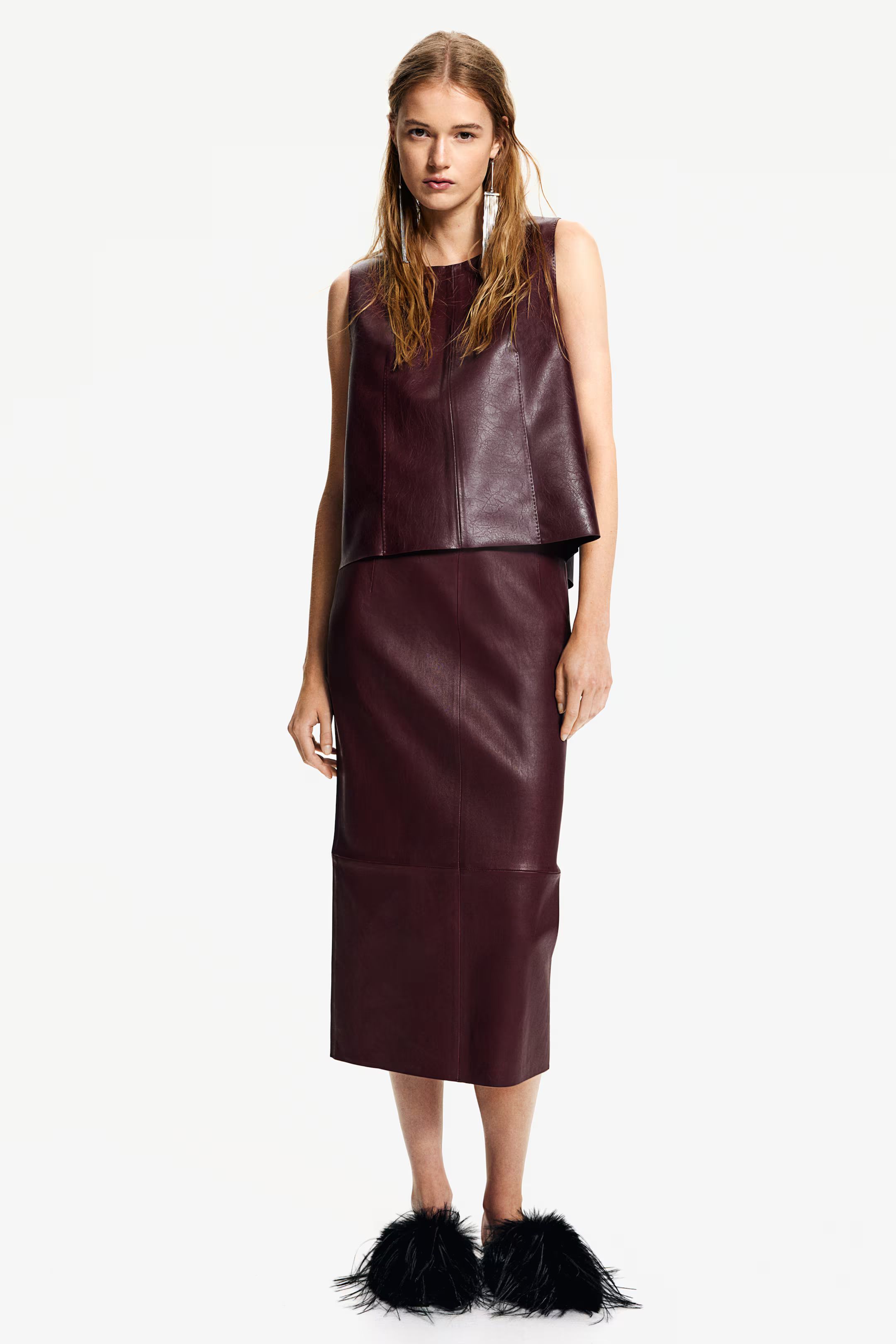 Leather pencil skirt | H&M (UK, MY, IN, SG, PH, TW, HK)