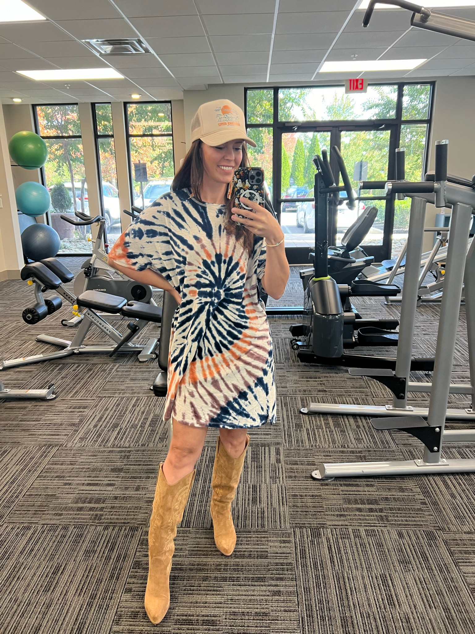 This is the fit I’m most comfy in. Over-sized dress from Natural Life, cowboy boots, and a trucker hat. This is Fall for me. ❤️❤️❤️



#LTKSeasonal #LTKHoliday #LTKStyleTip