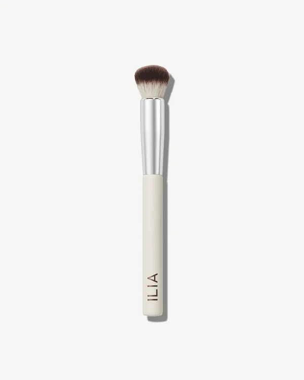 Ilia
                                
                                True Skin Complexion Brush | Credo Beauty