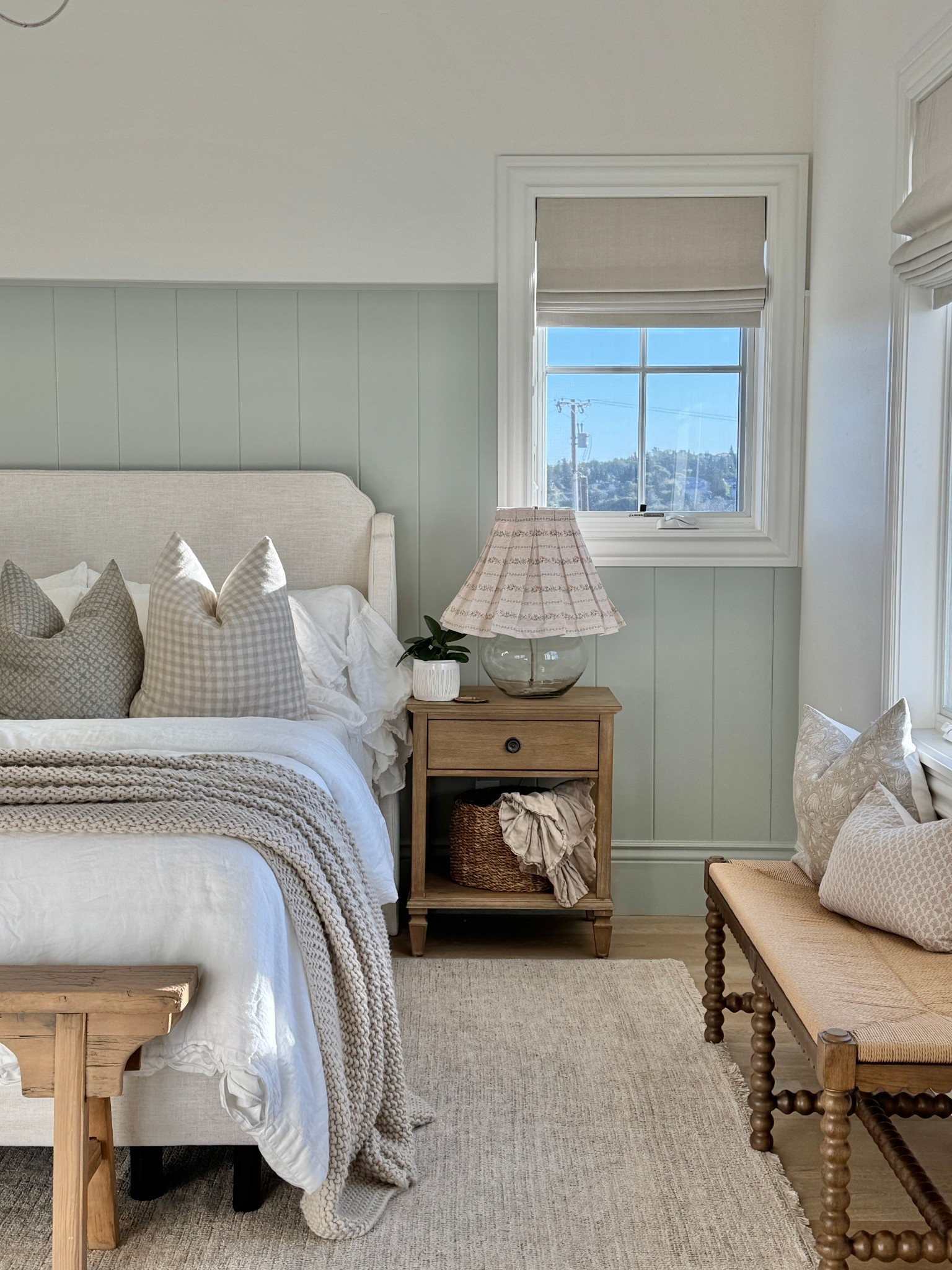 My new lamps are bringing me so much joy!  It’s something about this oversized lamp shade and glass base!  Slowly doing a makeover with this room and the lamps were my start!

#LTKHome #LTKFamily #LTKKids