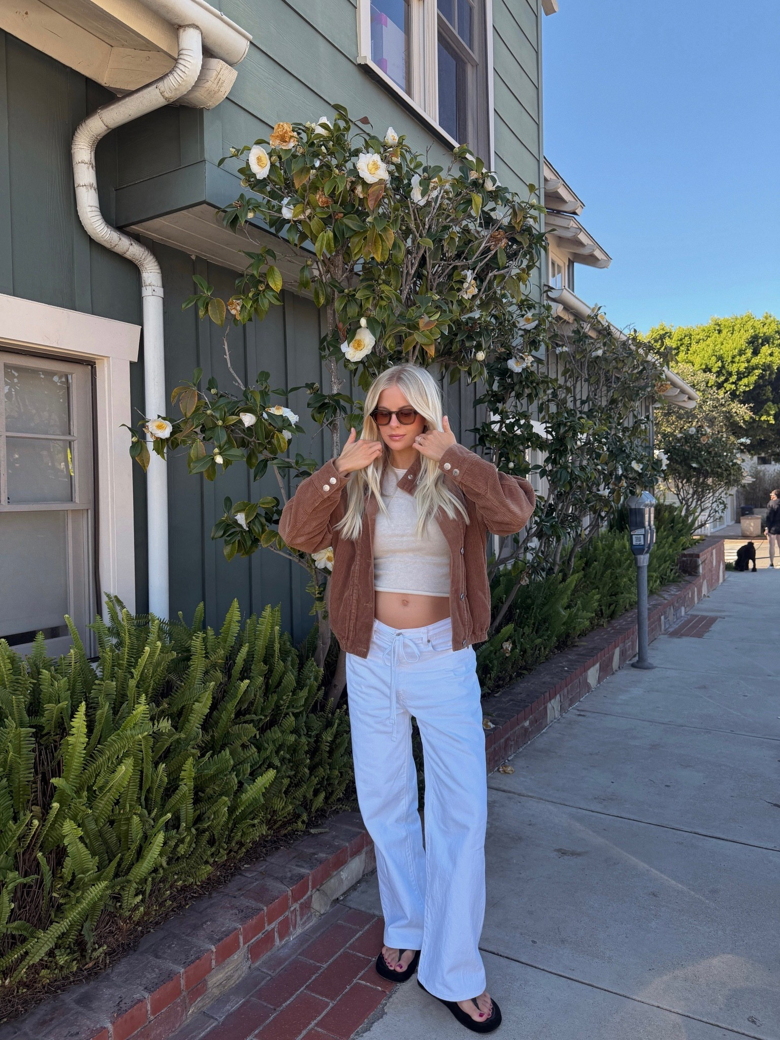 Wearing a medium in tee, SM in jacket, linking similar jeans, shoes are tts! Bump friendly outfit! #kathleenpost

Casual lunch outfit, lunch date

#LTKdayinmylife #LTKSeasonal #LTKootd