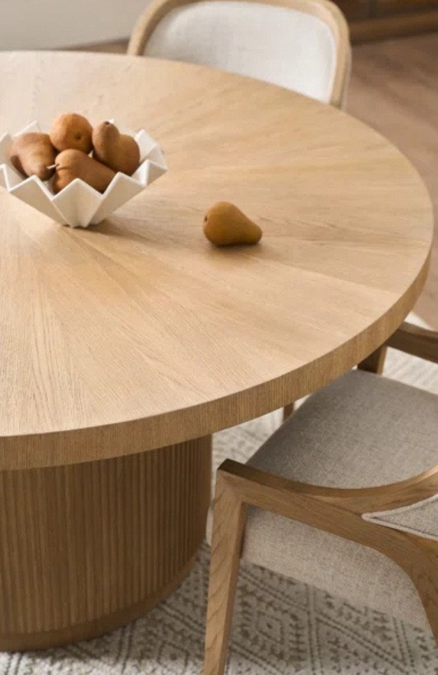 Such a beautiful dining table. Look at that reeded base! 

#LTKSaleAlert #LTKU #LTKHome