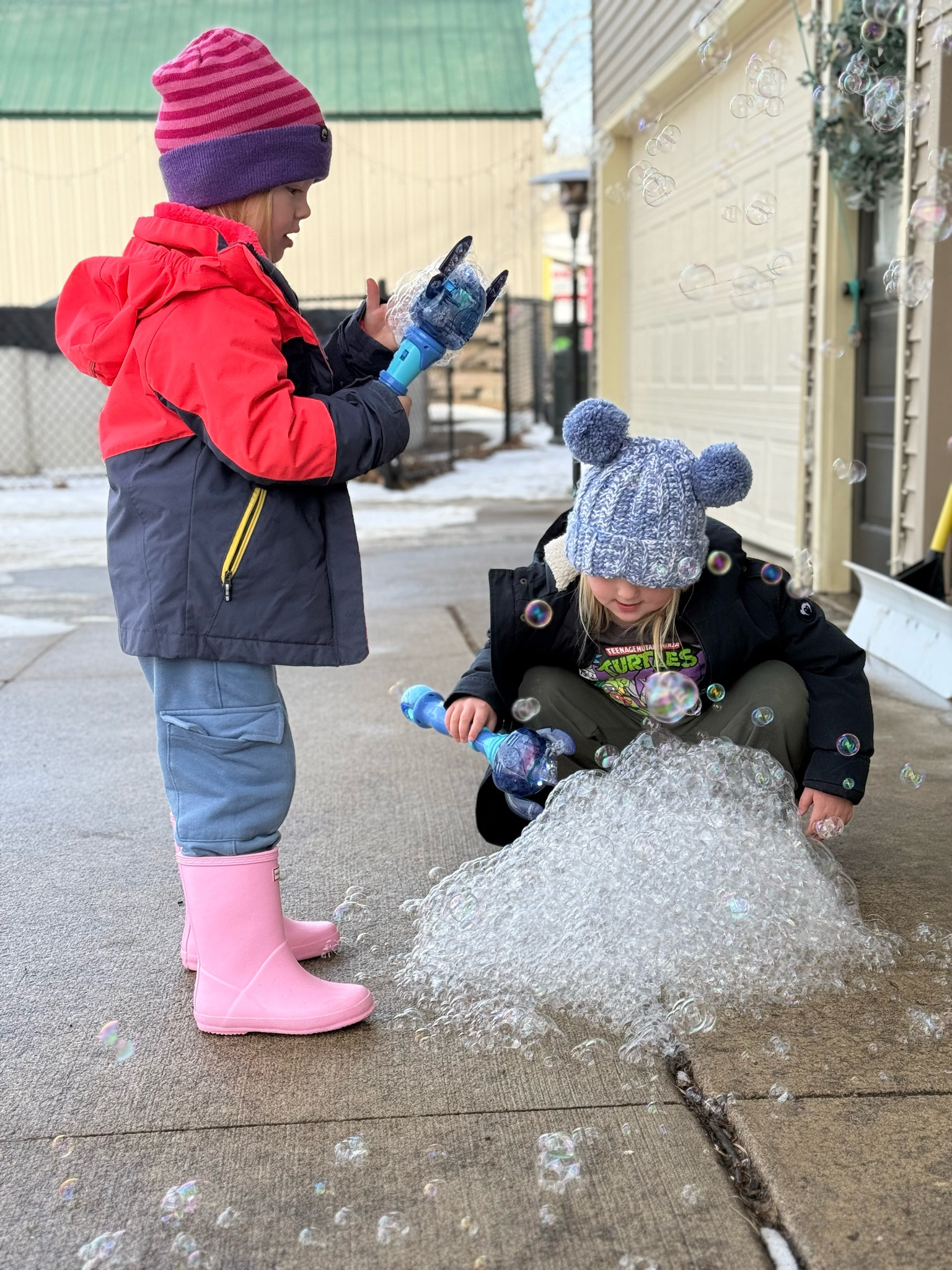 Bubble wands! Hours of fun. Two pack with bubbles for only $20!

#LTKFindsUnder50 #LTKKids #LTKHome