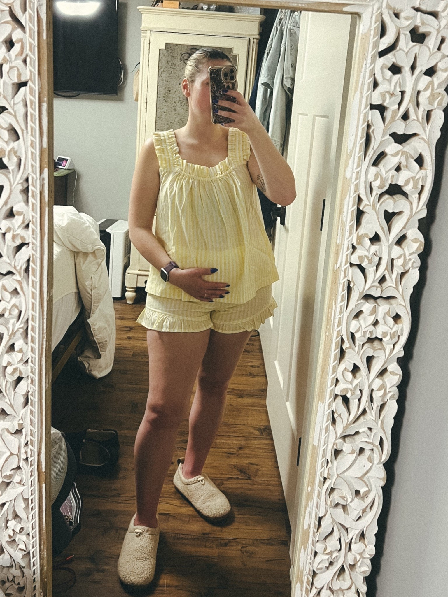 The cutest summer PJs 💛
Of course they’re not it of stock in the yellow ones I’m wearing.. but there’s so many other cute designs!

#LTKBump #LTKPetite #LTKSaleAlert