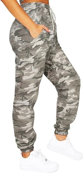 Waitfairy Womens Sweatpants High Waist Baggy Sweat Pants for Womens Joggers with Pockets | Amazon (US)