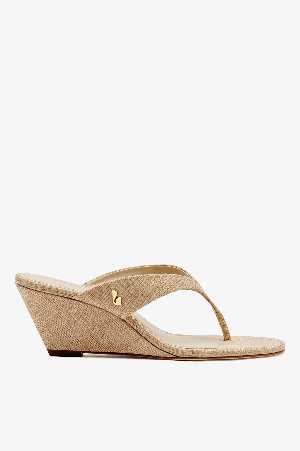 Gaia Low Wedge In Beige Raffia | Larroude
