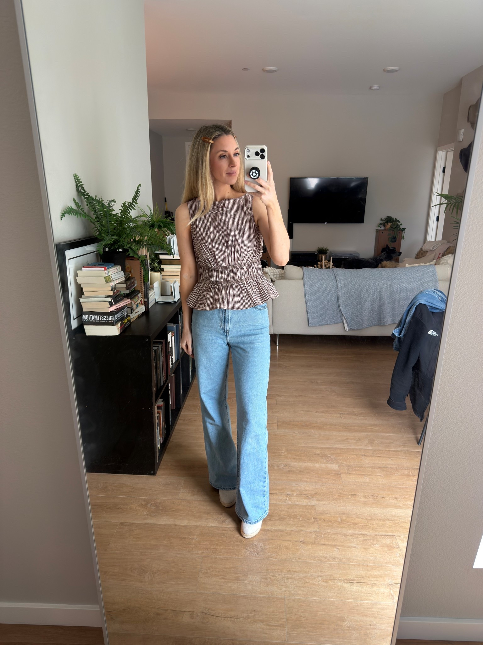 Still reaching for this @Target gingham top. Perfect for Spring 

#LTKootd