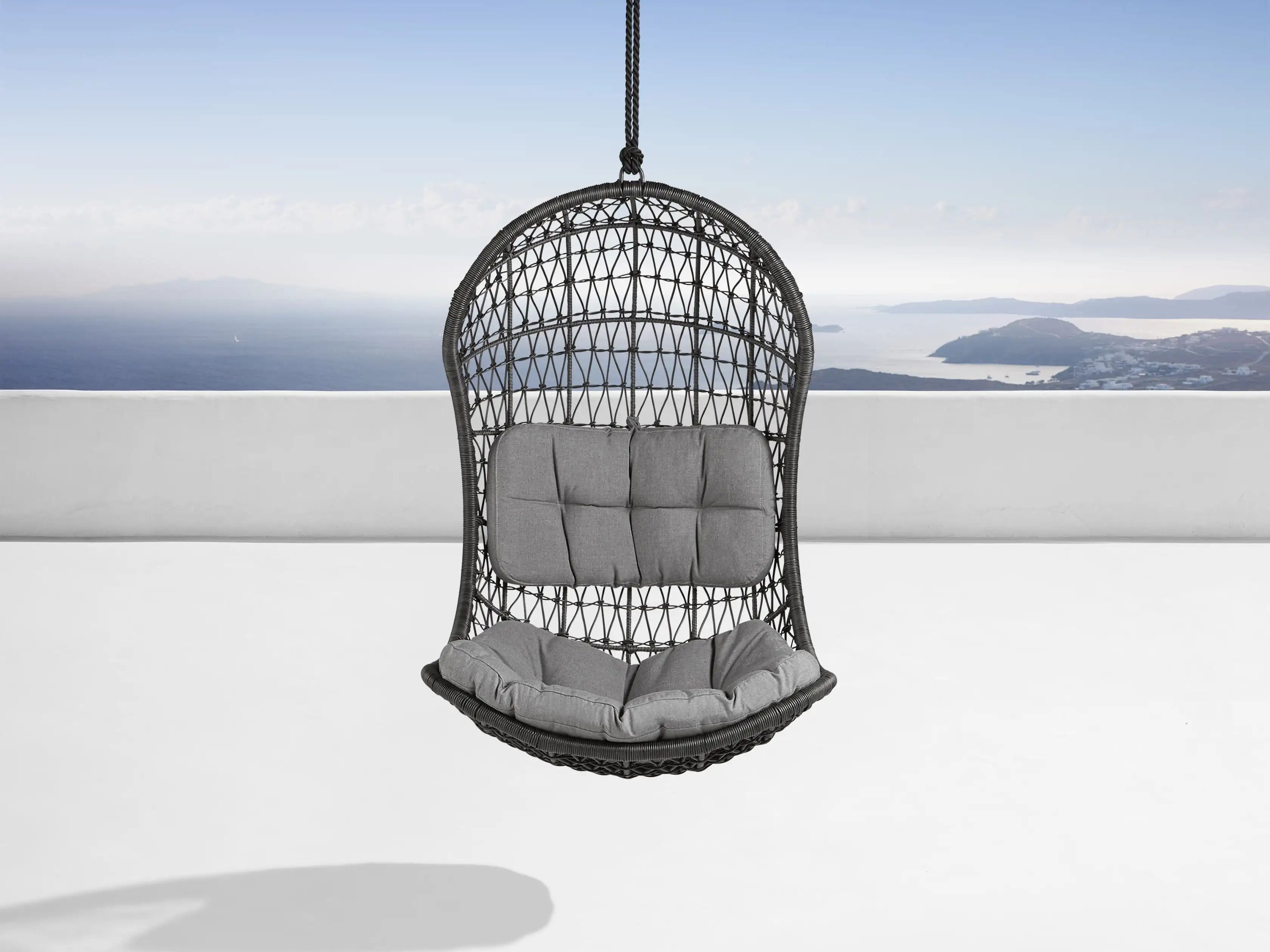 Crew Outdoor Hanging Chair with Rope | Arhaus
