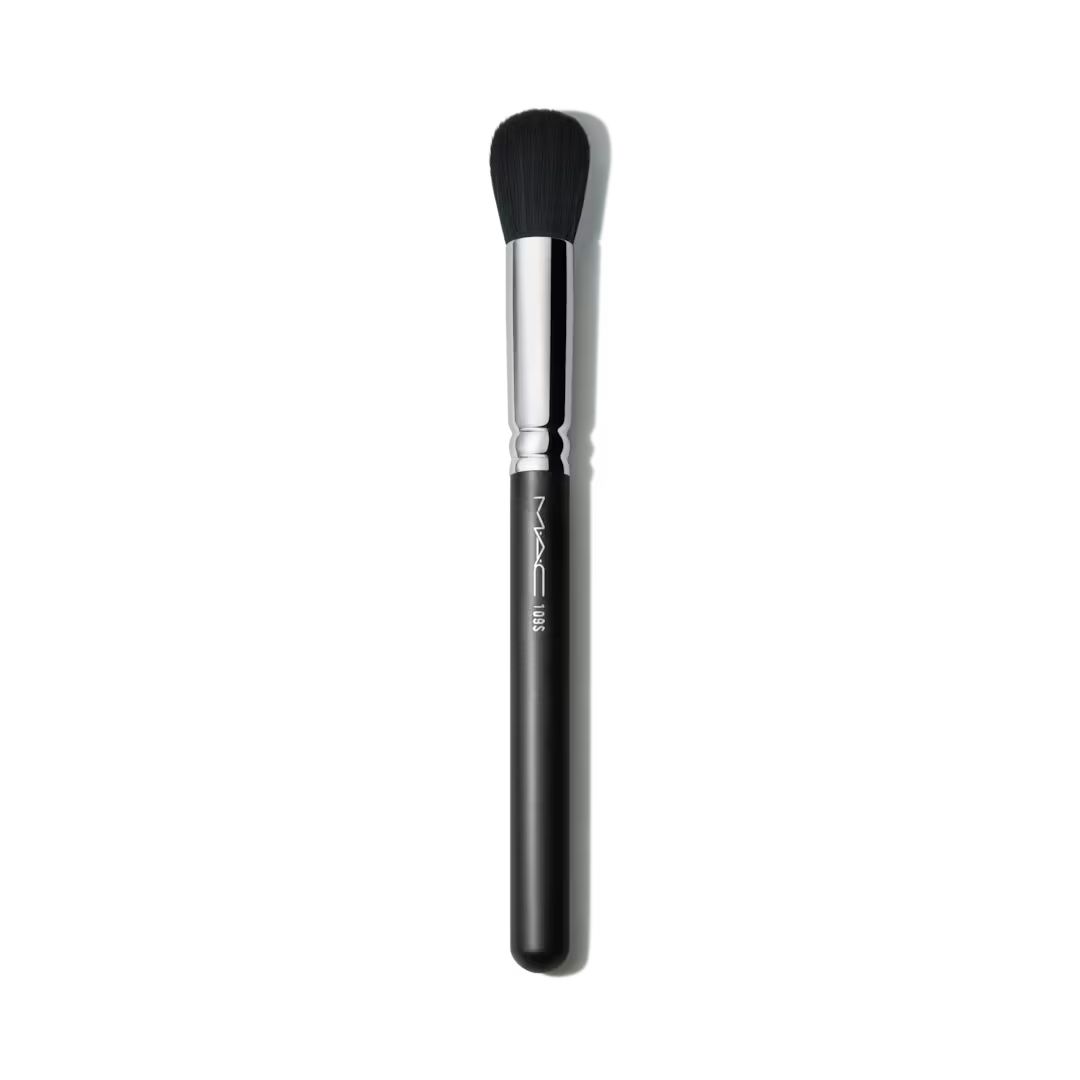 109 Synthetic Small Contour Brush | MAC Cosmetics - Official Site | MAC Cosmetics (US)
