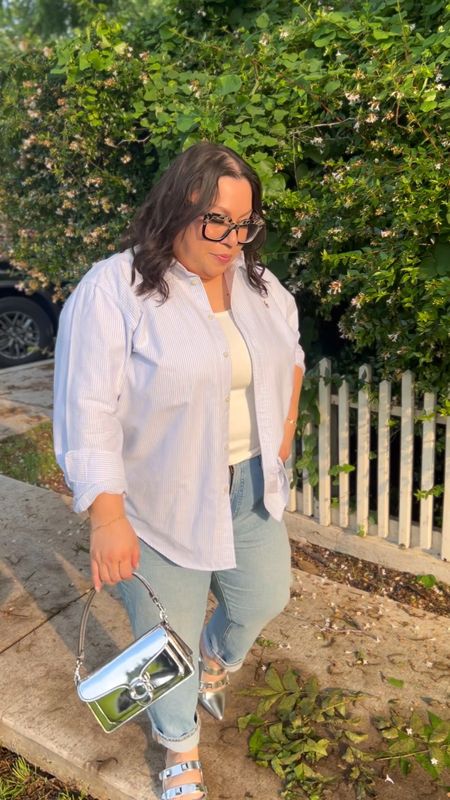 Casual outfit, weekend outfit, summer outfit, plus size, size 16, jeans, madewell, button up, coach, metallic, flats, handbag, purse, bag

#LTKItBag #LTKStyleTip #LTKPlusSize