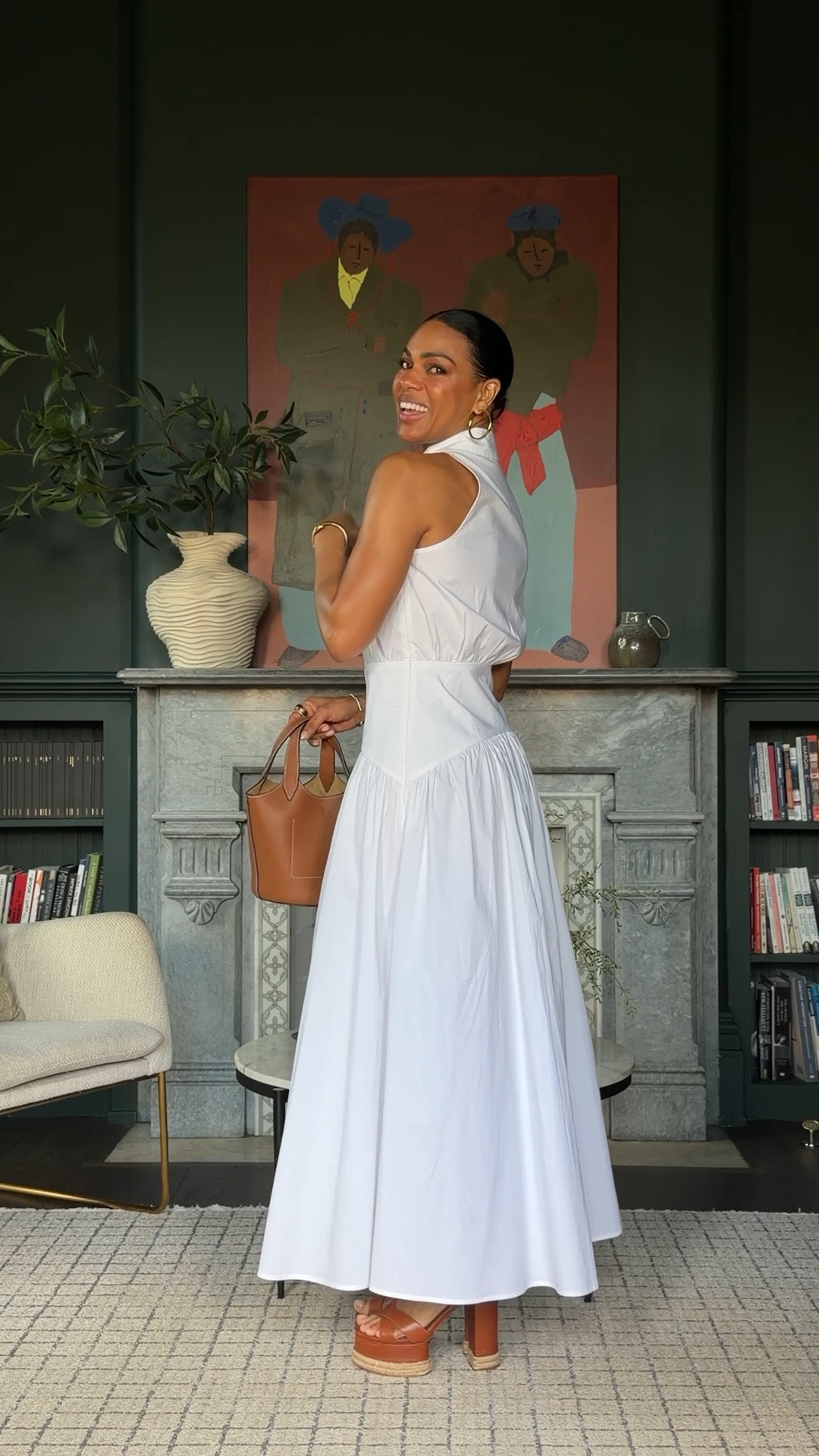 Stunning cotton spring and summer dress! Runs tts but if you have hips size up!