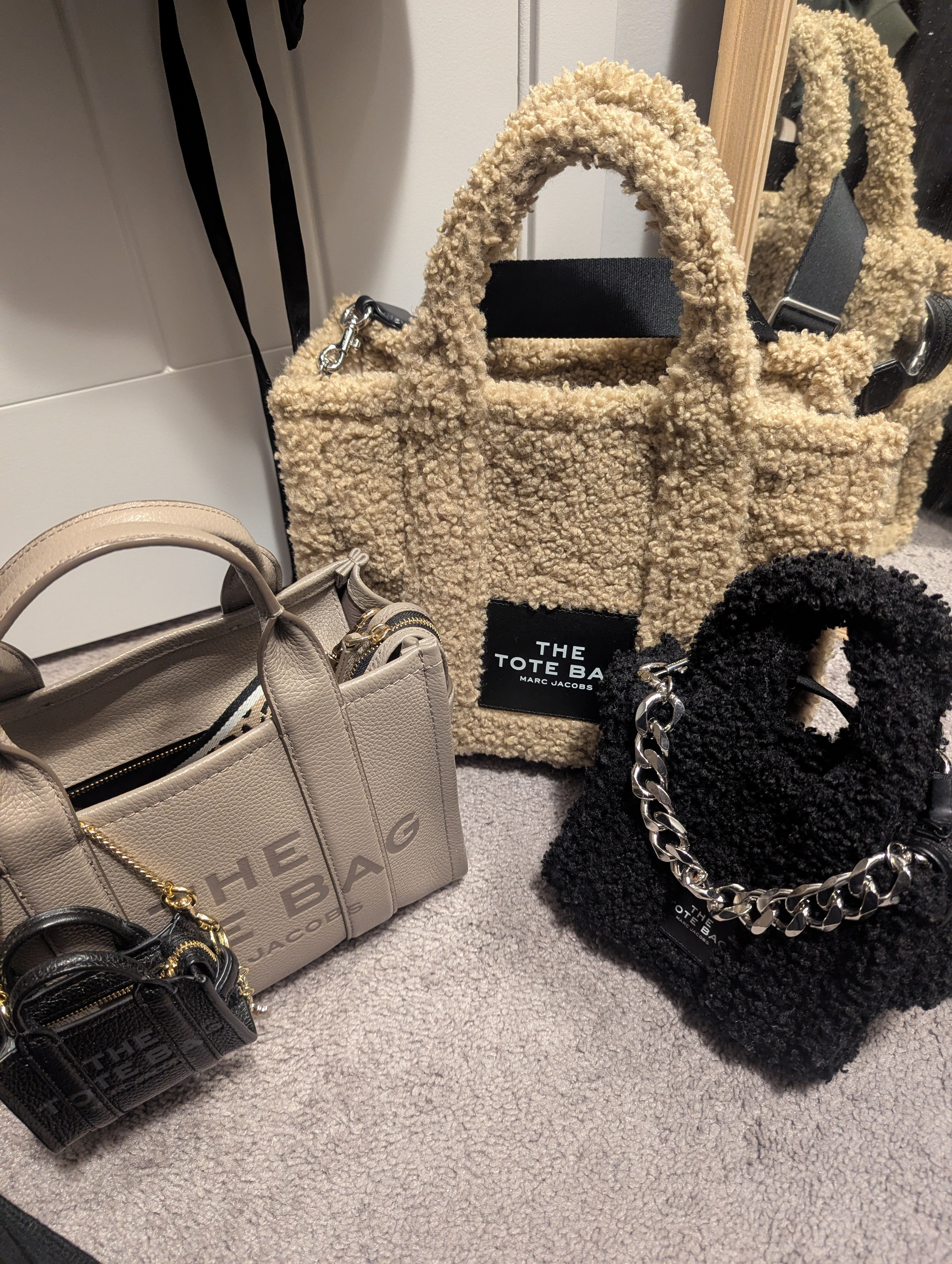 Teddy tote bags are on sale, all sizes! Nano tote keychain also on sale! The cutest bags. 

#LTKcanada #LTKstyletip #LTKbag