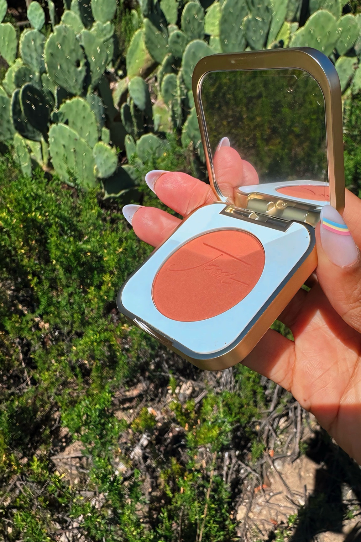 Fresh Spring Beauty from Jane Iredale’s Ready to Bloom 30th Anniversary Collection 

Natural beauty, clean beauty, spring beauty, summer beauty, mother’s day gift picks, prom beauty, graduation beauty, makeup, clean makeup, sensitive skin, acne prone, anti aging 

#LTKbeauty #LTKfindsunder50 #LTKGiftGuide