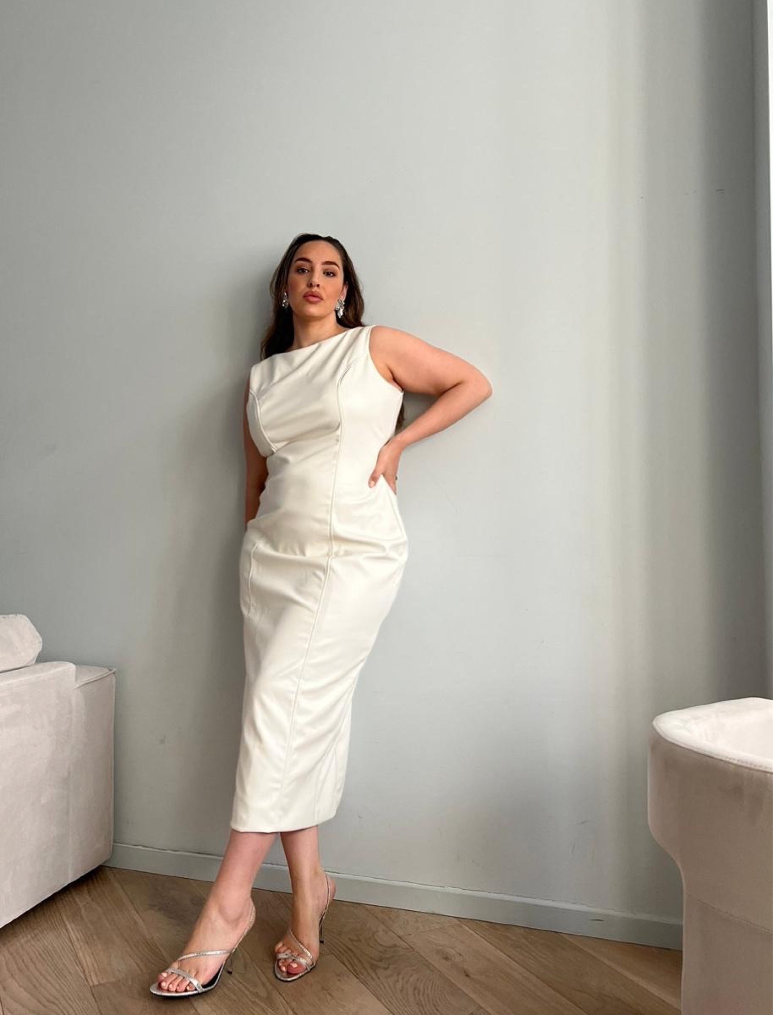 Karen Millen Dress, Zara heels.

Wearing a size 16 but could have sized down in this Karen Millen dress.

#LTKstyletip #LTKmidsize #LTKparties