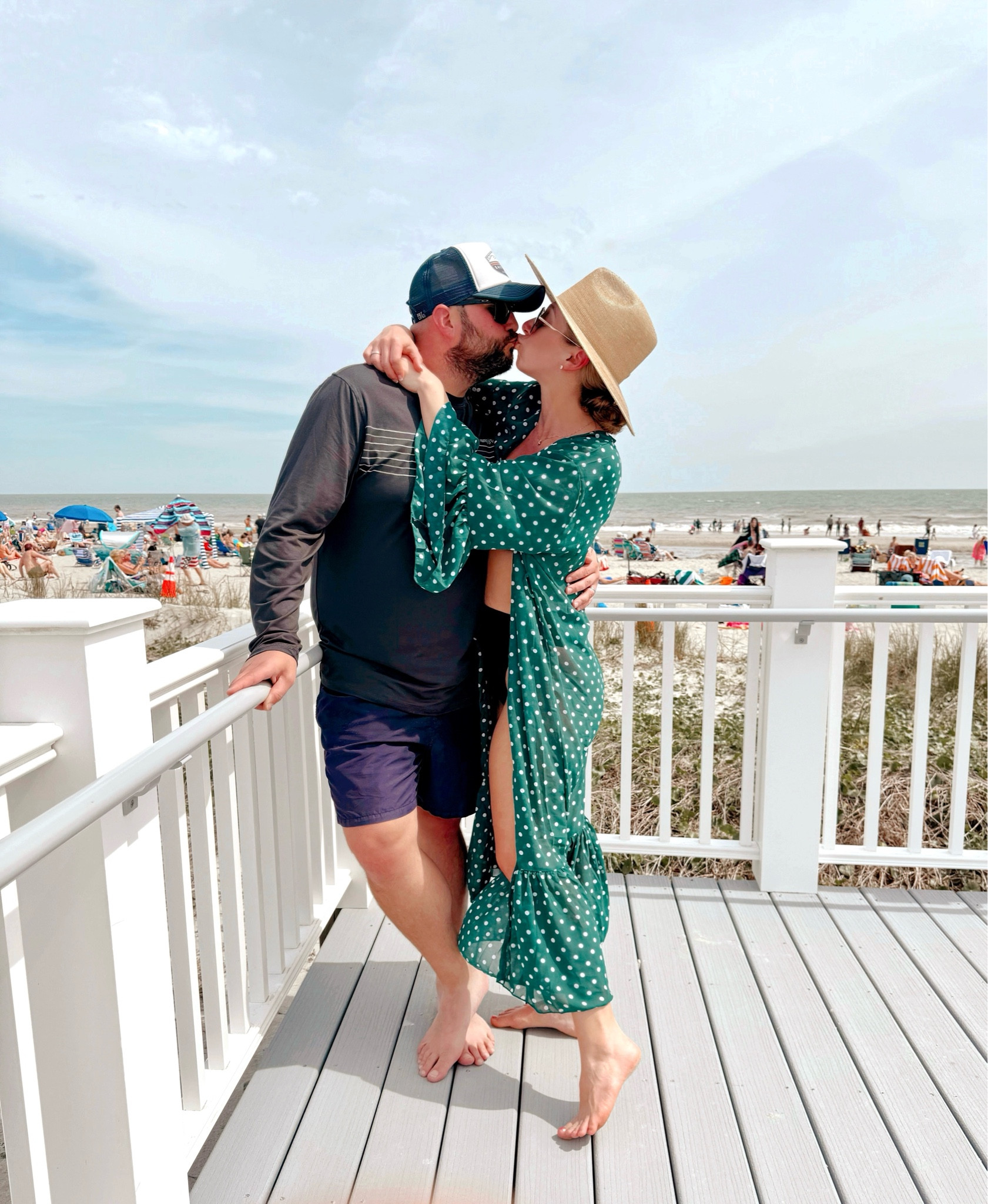 Amazon Kimono (I have this in 4 colors) 🩵

Beach, vacation, Amazon fashion 

#LTKswim #LTKstyletip #LTKfindsunder100