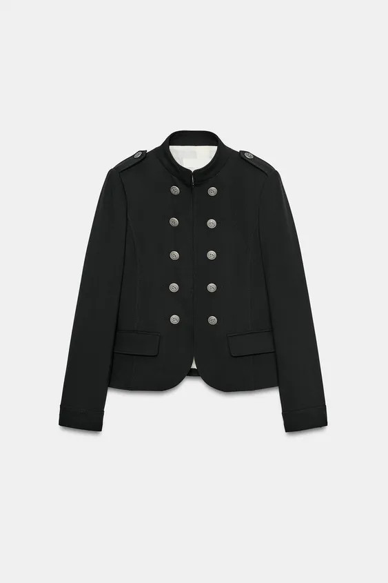 Gr\u00f6\u00dfe des Models: 183 cmJacke mit Stehkragen und langen \u00c4rmeln mit Schulterpolster... | Zara DE