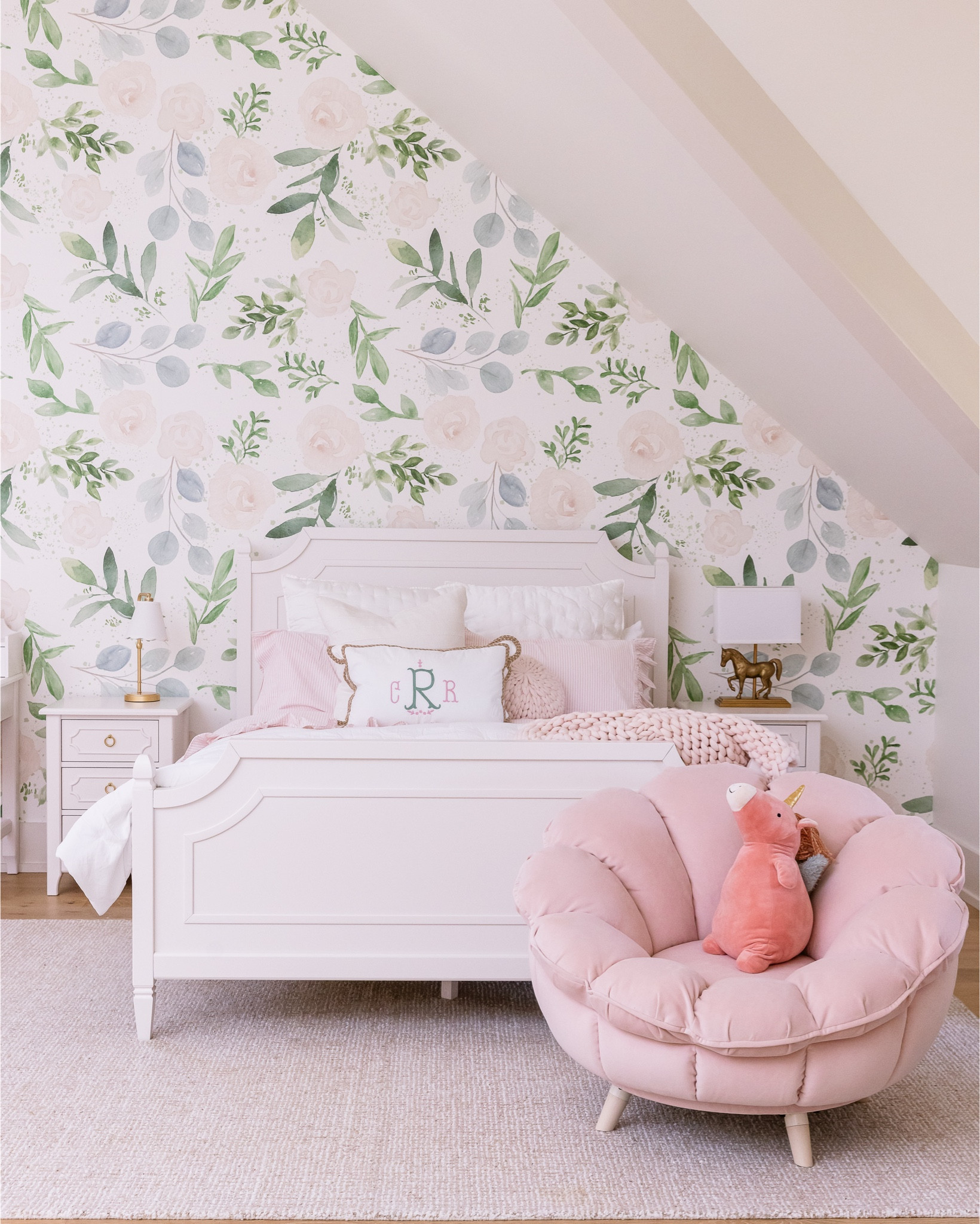 Sister Suite bedroom details... I turned an extra bonus room into a bedroom and play space for my tweens. 

#LTKHome #LTKmomlife #LTKKids