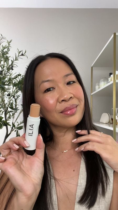 #iliapartner Loving the new @iliabeauty Skin Rewind Complexion Stick for healthier smoother looking skin. This foundation stick is like skin but better with buildable medium coverage. Love how it looks and feels to blur pores, cover redness and smooth out texture.

My perfect match is 18N and I love their shade finder to help find your perfect shade.

Also wearing:

Clean Line Gel Liner
Multi-Stick in All of Me
Balmy Gloss Oil in Petals

Use code THEBEAUTYLOOKBOOK20 to save 20% off your order (valid through 5/10) via my @shop.ltk

#LTKbeauty