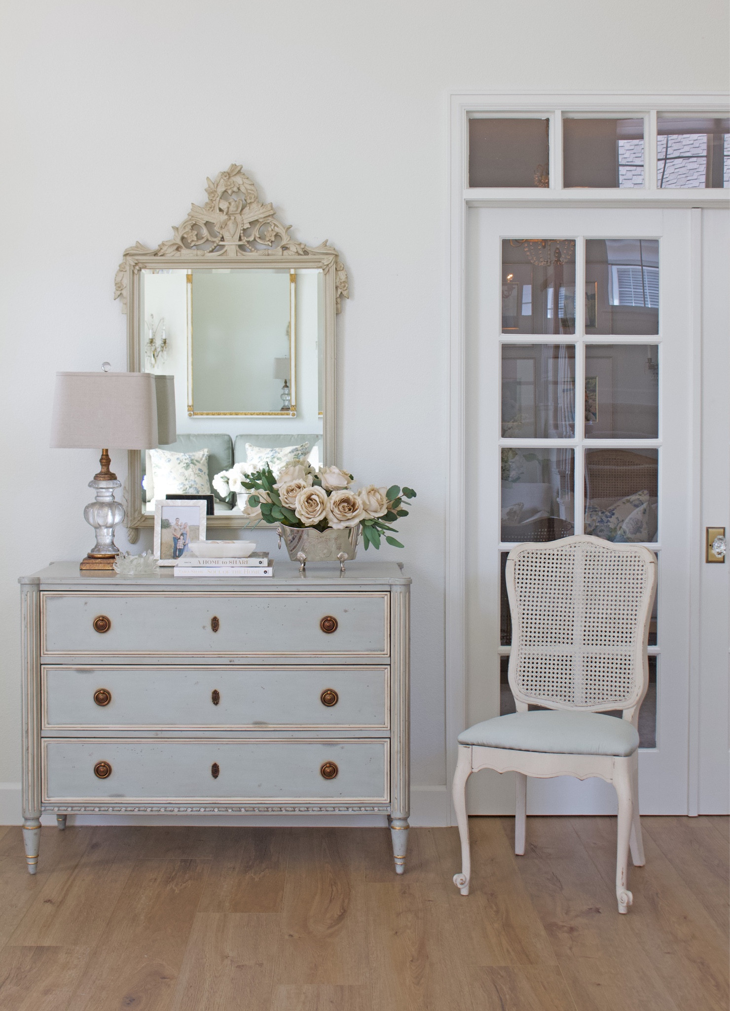 Shop my entry chest and decor 🤍

#LTKstyletip #LTKhome #LTKsalealert