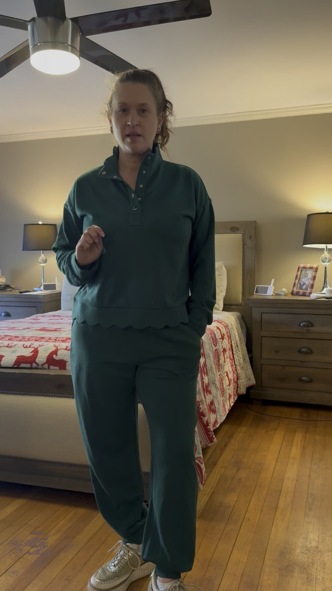 For details for this Crown & Ivy set. I’m wearing a medium in the top and hr bottom  

#LTKootd #LTKCyberWeek #LTKmomlife