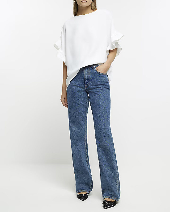 YOU MAY ALSO LIKEQuick viewCream knitted stripe t-shirt£26.00Quick viewWhite diamante graphic t-... | River Island (UK & IE)