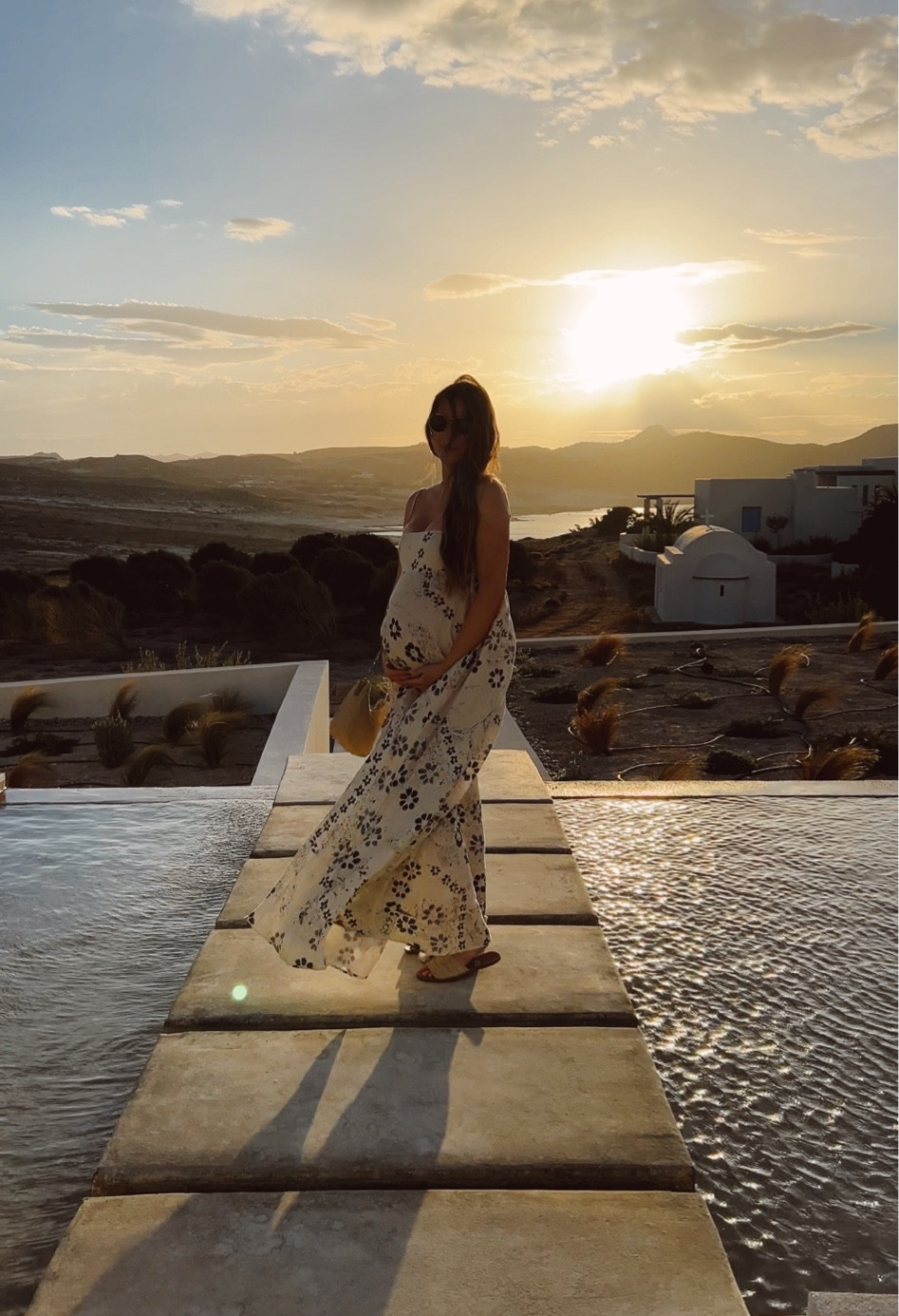 I loved wearing this bump friendly dress on our babymoon in Greece! 

#LTKStyleTip #LTKBump #LTKTravel