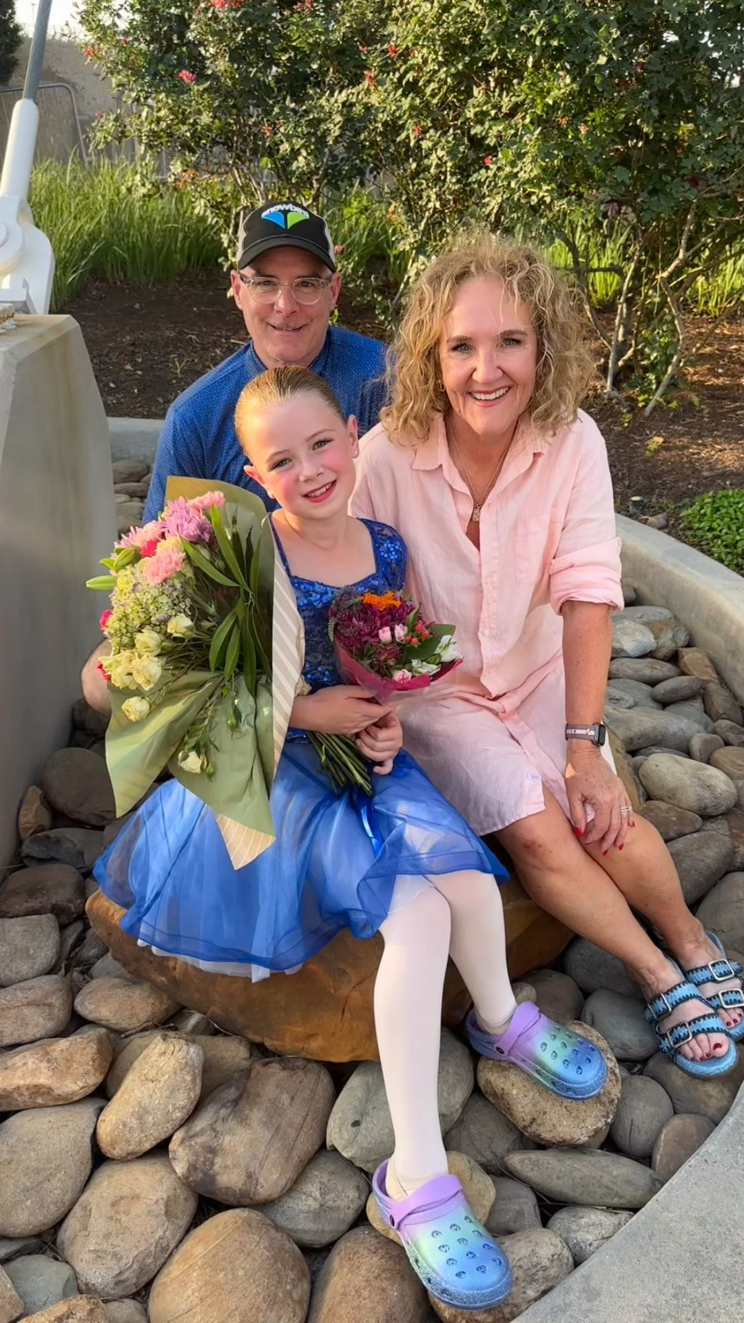 Ok here’s some of my linen and linen blend share 
Pink dress size medium Anthropologie purse
Pink Colette pants 29 petite 
Quince linen size medium/size 8
Kohls suit size medium 
Nordstrom linen maxi size medium/8
Talbots blouse and skirt size medium 
Tuckernuck dress size 8
JCREW white linen pants size 8 reg 
Tuckernuck blouse size medium 
Just dm he any questions right here!! 


Summer outfit, summer dresses, outfits, linen pants, linen, blouse, linen suit, wedding guest, dress, Frank and Eileen


#LTKPetite #LTKOver40 #LTKSeasonal