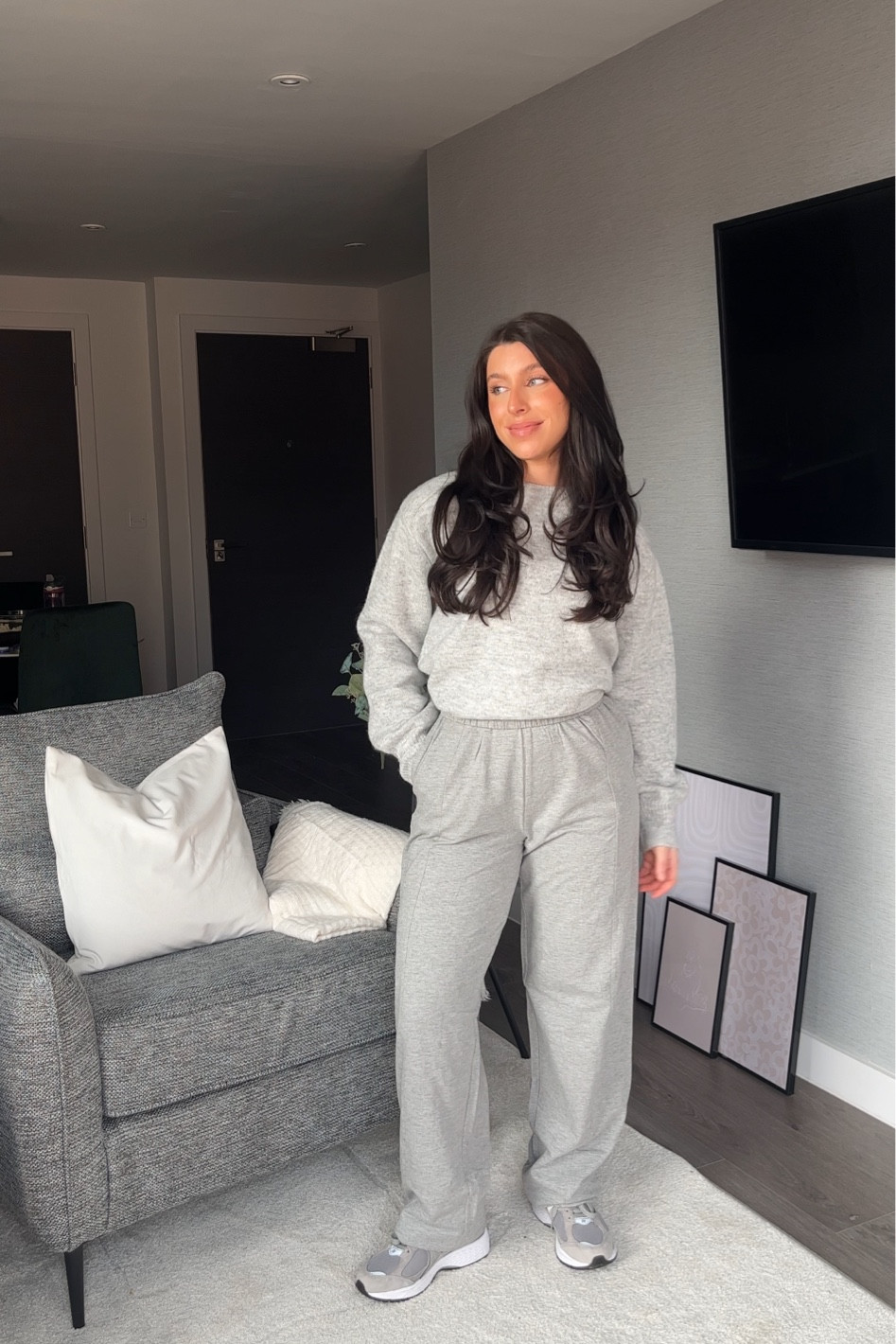 Uni outfit idea. Casual outfit, petite outfit, comfy casual look, cosy outfit, knitwear, knit jumper outfit, all grey outfit 

#LTKunder100 #LTKstyletip #LTKfit
