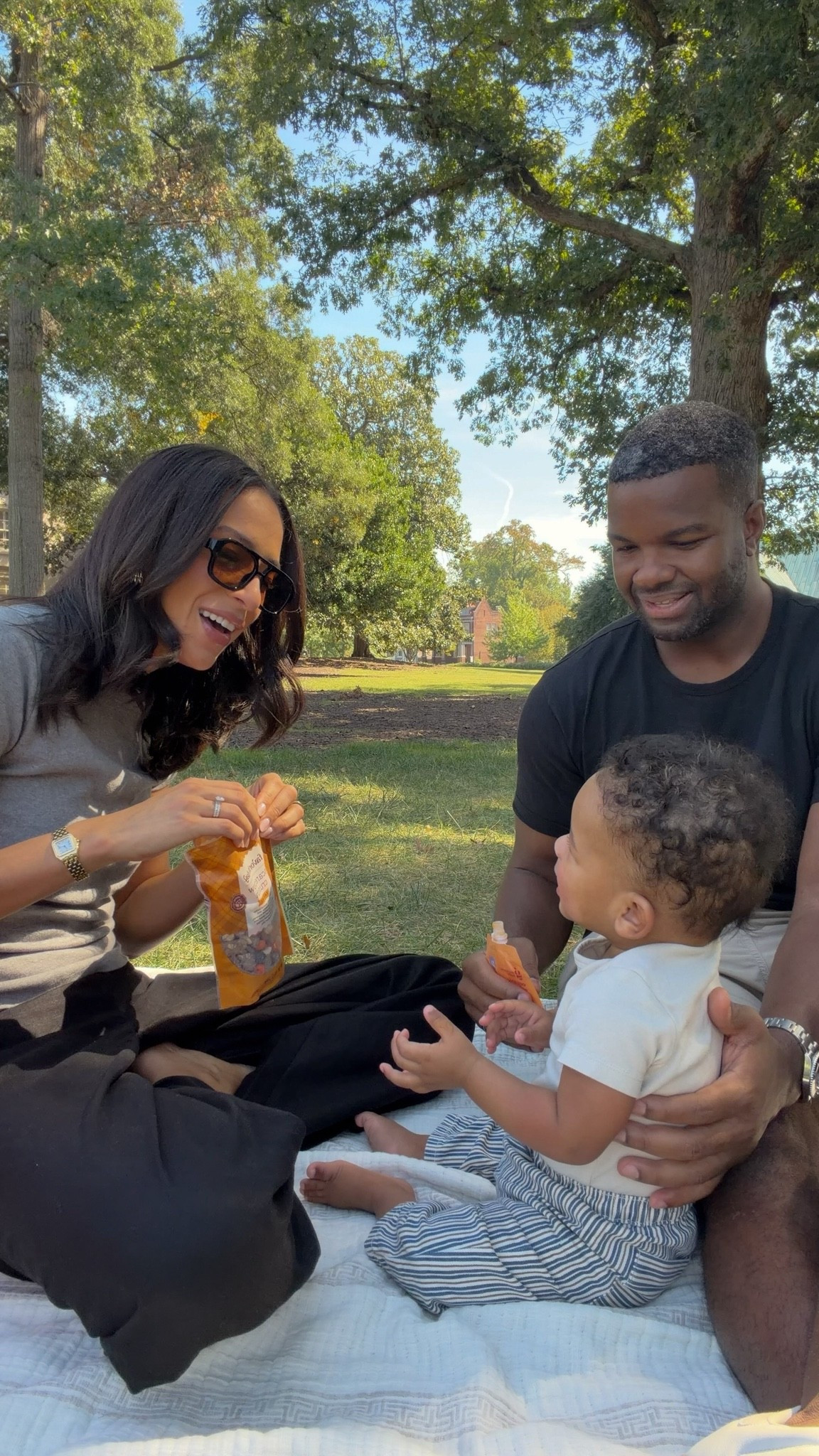 #TargetPartner Brought our fave snacks with us for our family outing! @target scarecrow crunch is back and it’s SO good. I crave it all year long 🤤 and Eli devoured his apples and carrots pouch but didn’t stop him from trying to steal some of mine 😅