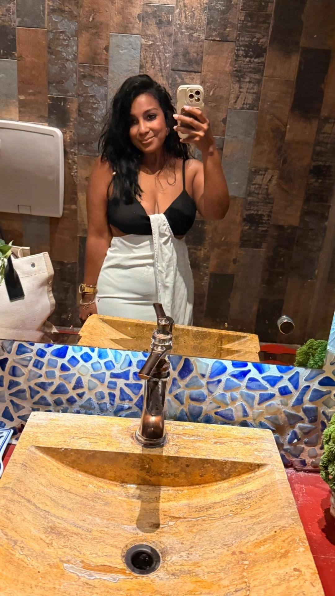 When your outfits scream ‘luxury’ but your bank account says ‘affordable’ 🪄💳 Shop them on LTK⚡️ 

#LTKMidsize #LTKSeasonal #LTKFindsUnder50