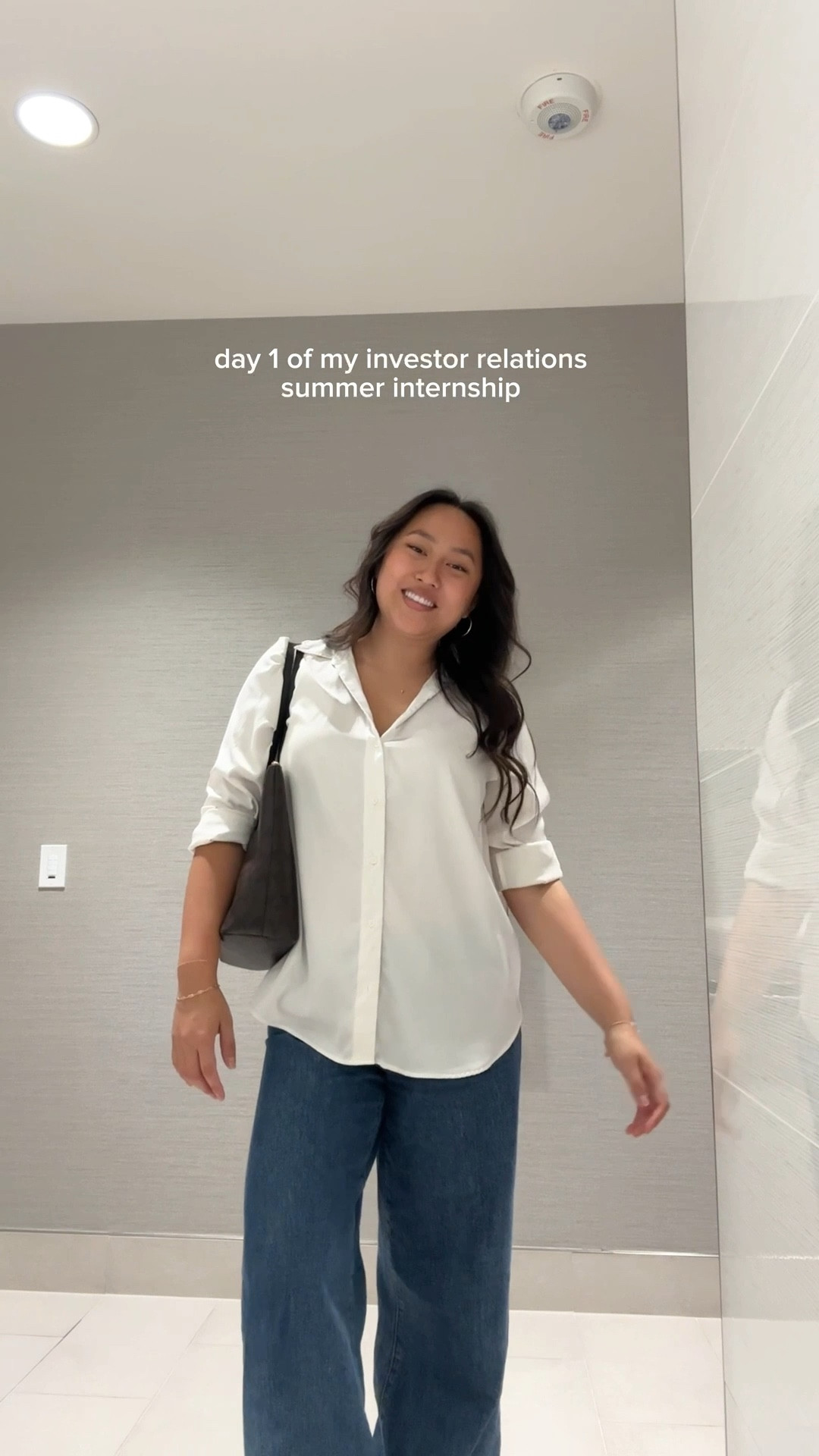 in my corporate baddie eraa

i can’t believe i never owned a silk button up until this year like WOW. it’s just so light and flowy and comfy and easy to throw on while still being professional! def a new staple from h&m  

#LTKStyleTip #LTKWorkwear