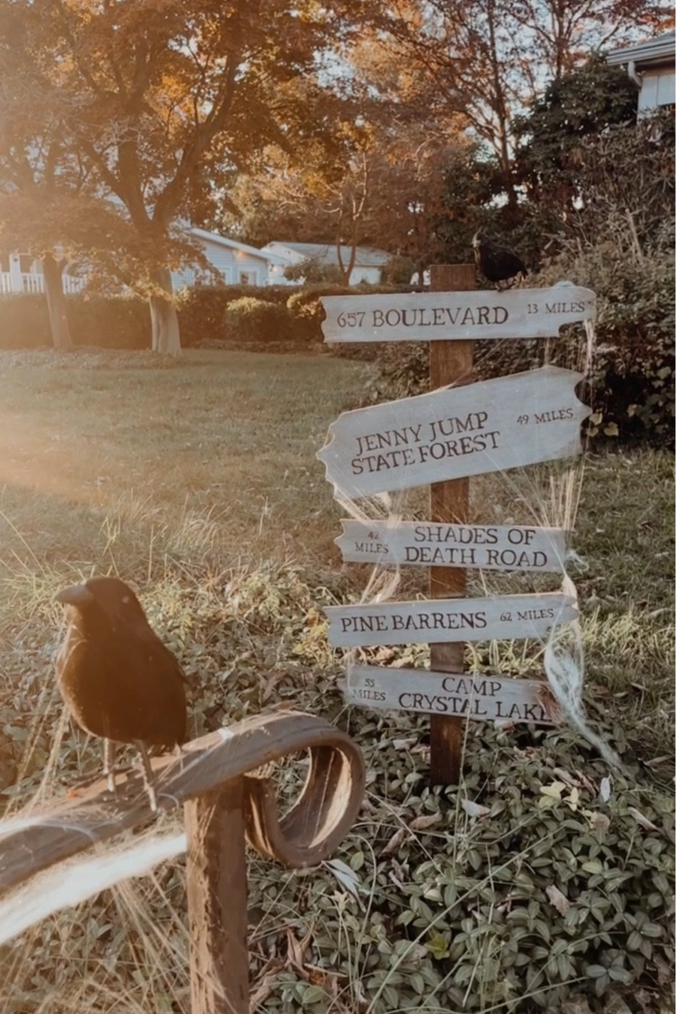 DIY spooky yard sign for Halloween! 👻🍂

#LTKSeasonal #LTKHoliday #LTKHalloween