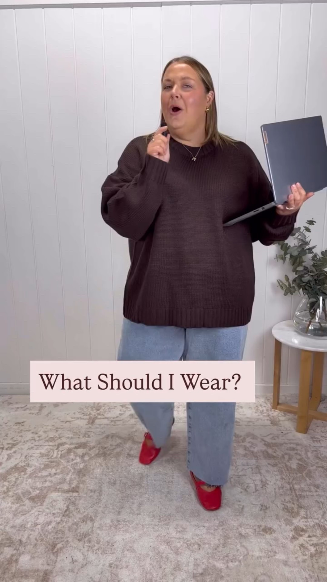 ✨ EPISODE 1: What Should I Wear? ✨
Ever stared at your closet before a big event and thought, “I have nothing to wear”? 😩 I got you! 

In this brand new series, I’m helping real people in my community find the perfect outfits for their special occasions.

Because when you look good, you feel even better. 

We are kicking it off with a message from Kara- she has asked for outfit ideas for a night out in Melbourne with her girlfriends. She is 30 years old and lives in a small country town! Kara.. I got you covered! 

Comment below any requests you have! 

#whatshouldiwear #newseries #getdressedwithme #styling #whatamiwearing #fashion #plussizefashion #plussizeoutfits #stylingcurves #community #letsgetdressed