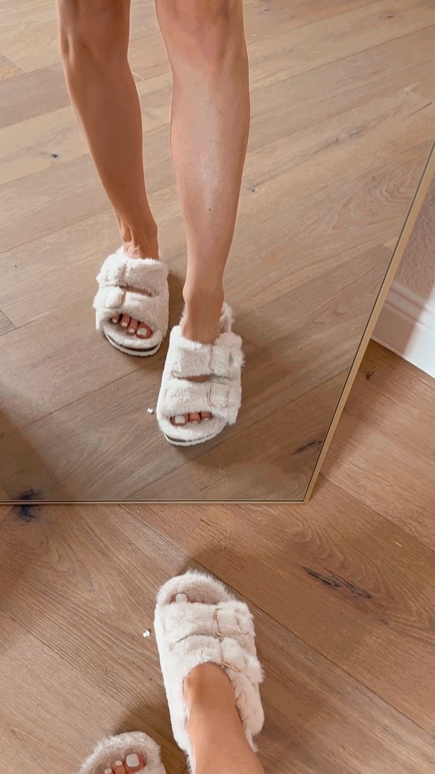 #amazonsale #comfyshoes #sliponshoes #shoesale #furslipons #amazonfind #amazonfashion #fauxrabbitfur 

#LTKshoecrush #LTKsalealert #LTKstyletip