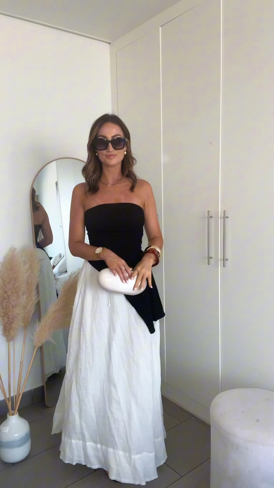 6 ways to style a white maxi skirt! I’ll be having this Dissh skirt on repeat all summer, from restaurants to festivals, it really does it all! 😍 Which look is your favorite? Linking what I can and the rest is Zara! 

Black bandeau top 3644/317 
Pink gathered top 1937/304
Brown waistcoat 8779/185 
Yellow gathered top 3920/262
Striped Ribbed top 1044/152
Yellow linen waistcoat 2949/332 

#LTKsummer #LTKeurope #LTKuk