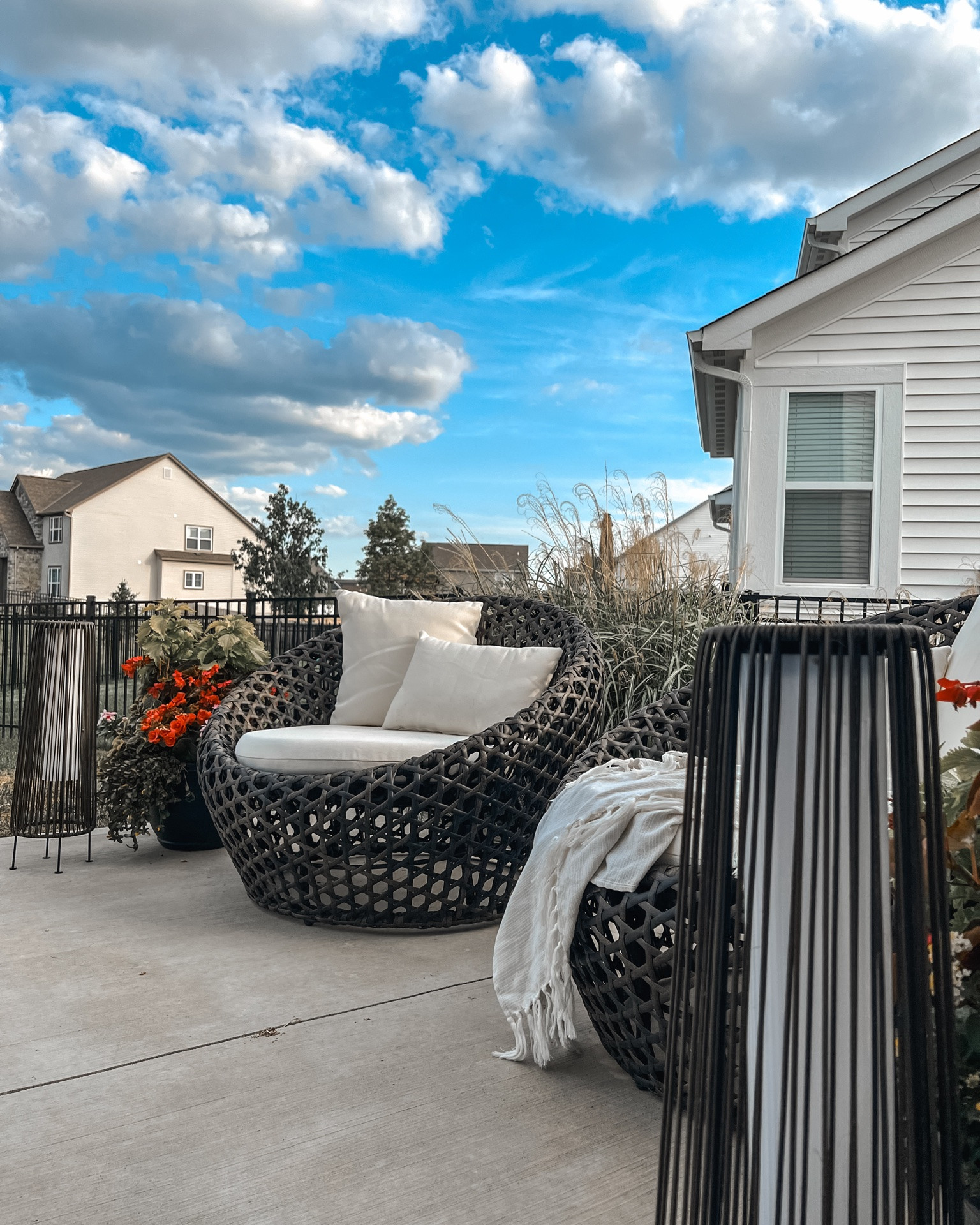 These solar light lamps will give your patio the upgrade it needs — especially at night!! Swipe to see how pretty they are when they glow!✨

Outdoor Finds | Patio Finds | Solar Lights | Summer Finds | Amazon Finds

#LTKHome #LTKSeasonal