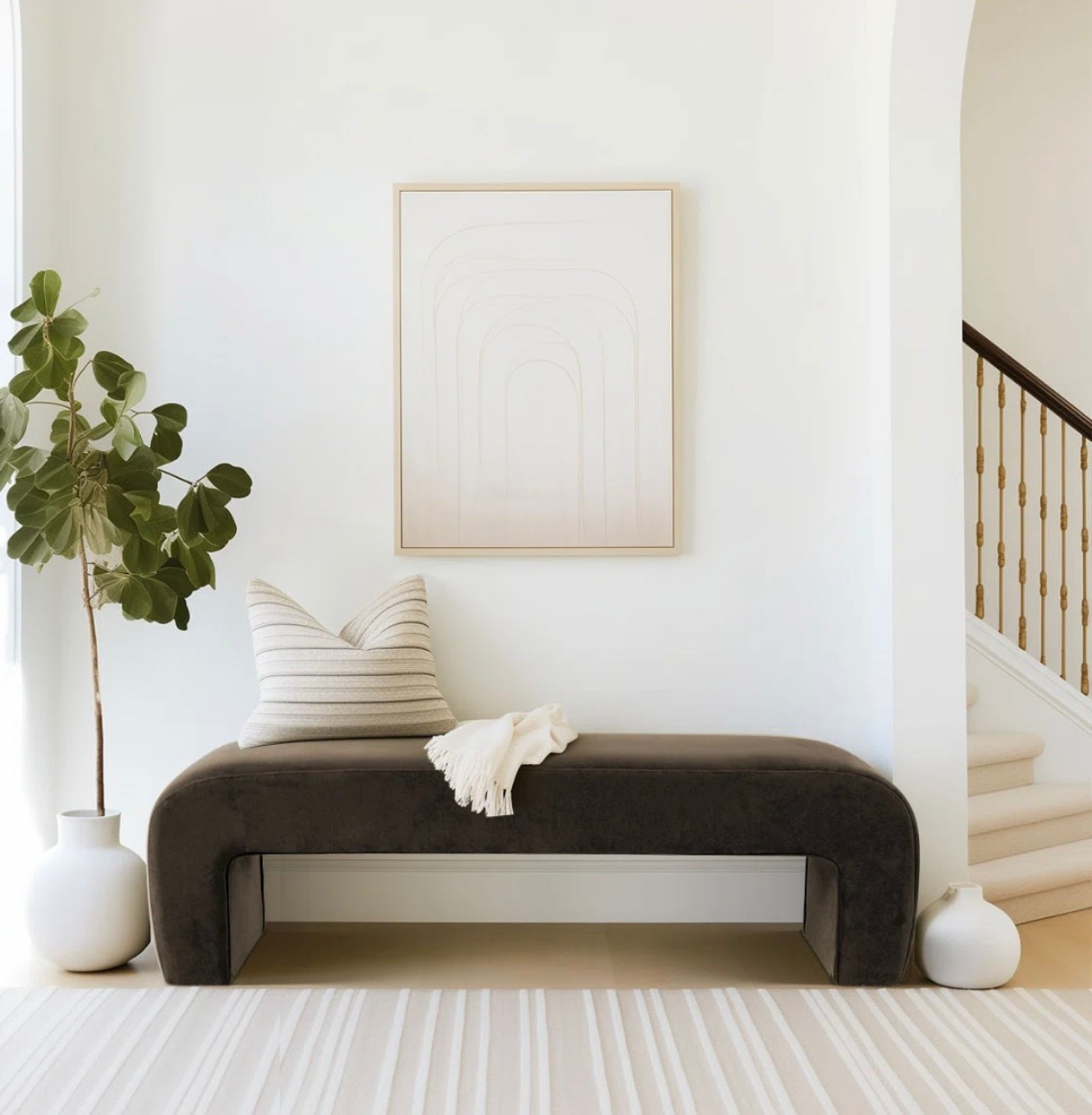 Minimal, high-end bench on sale 🤍
Comes in multiple colors and works in an entryway, bedroom, or hallway
Love the clean shape and neutral tone

#LTKHome #LTKSaleAlert #LTKU
