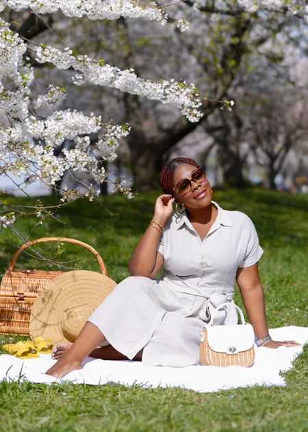 The Sutton Linen Shirtdress is a spring must have!
It’s such a versatile piece, and super easy to style. 
Just add a pair of sandals or sneakers for the weekend and pair it with your comfy heels for work. 

#ad #talbotspartner #talbots #mytalbots #modernclassicstyle @talbotsofficial 


#LTKsalealert #LTKSeasonal #LTKmidsize