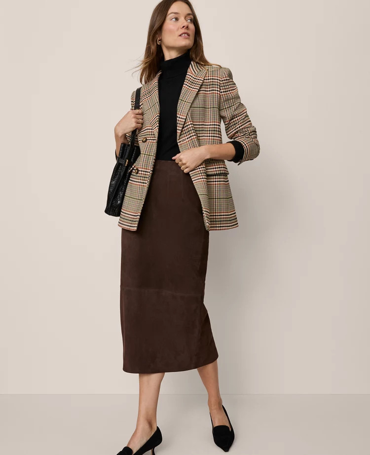 Studio Collection Seamed Pencil Skirt in Suede $429.003.73.7
                
        #zoid-paypa... | Ann Taylor