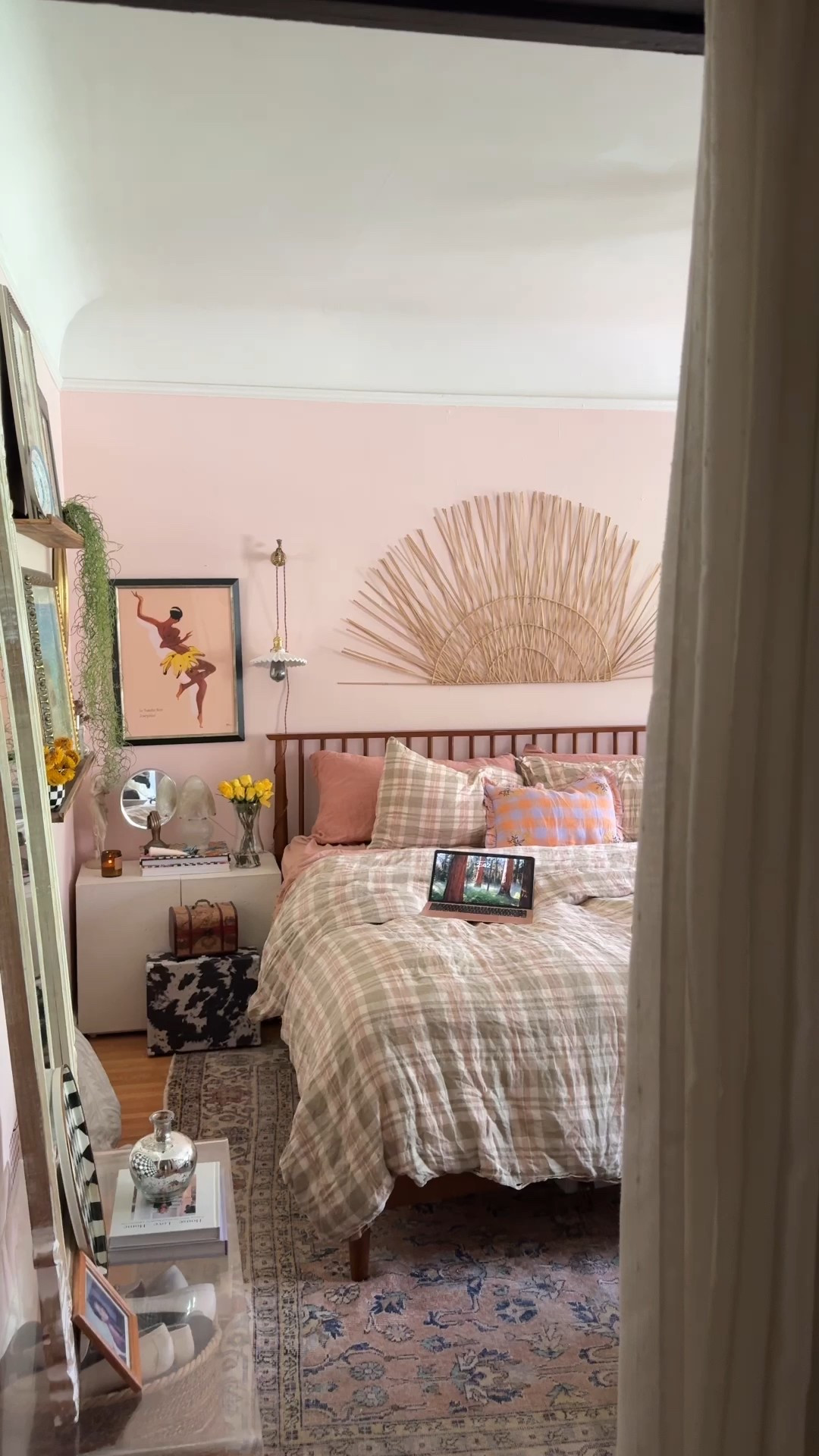 cozy bedroom decor ☺️🎀 watch now 

#LTKWatchNow #LTKSeasonal #LTKHome