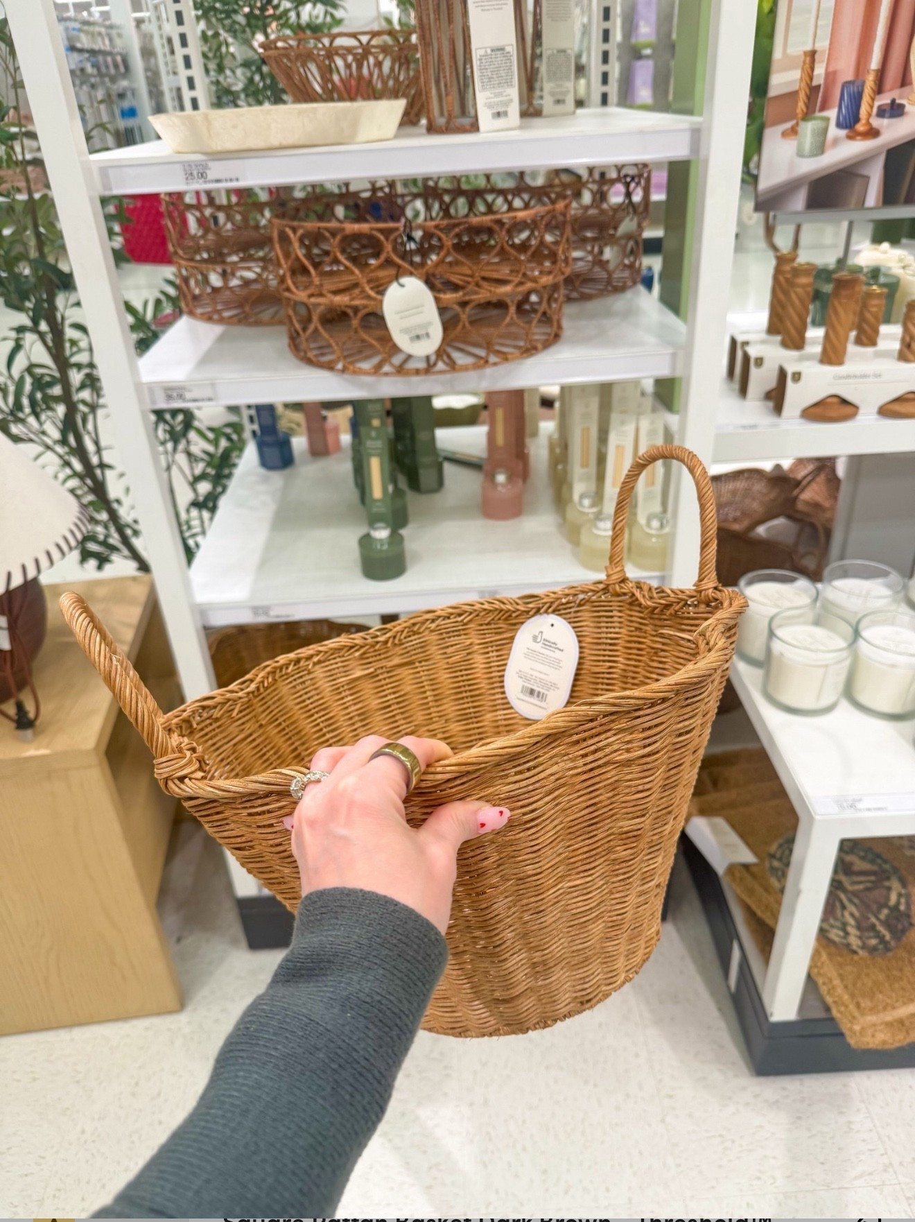 Scalloped basket - wicker storage basket 






Coastal aesthetic 
Coastal home decor 
Target home
Target finds 

#LTKHome