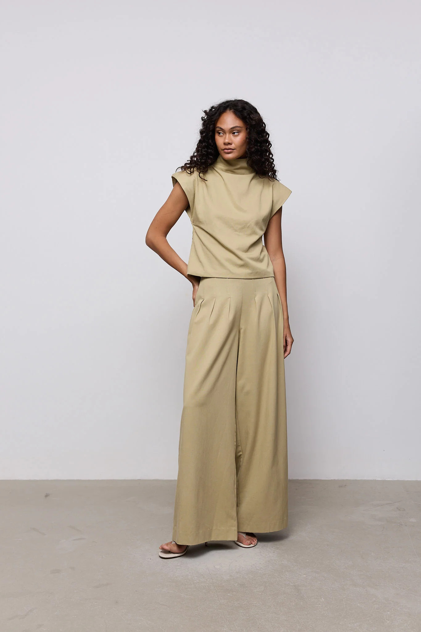 Cotton Mix Cinched Trousers | Odd Muse