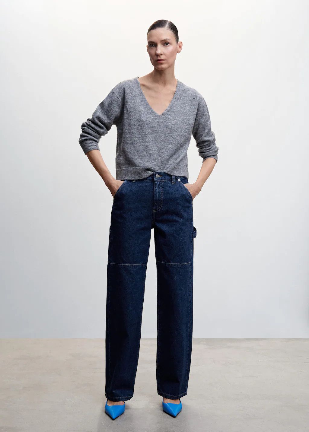 Cargo jeans | Blue Cargo Jeans | Cargo Pants Outfits | Spring Outfits 2023 | Mango Jeans | MANGO (US)