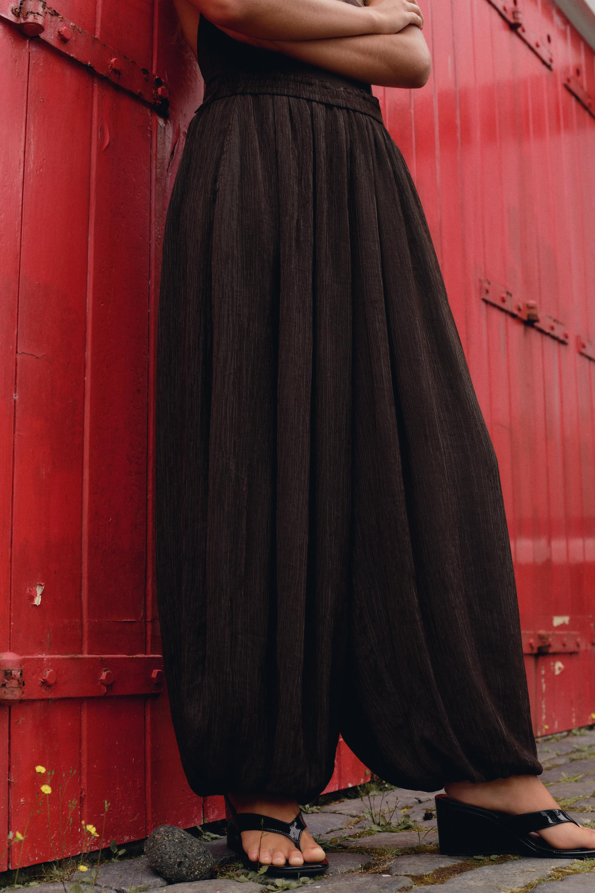 TEXTURED BALLOON PANTS | Zara US