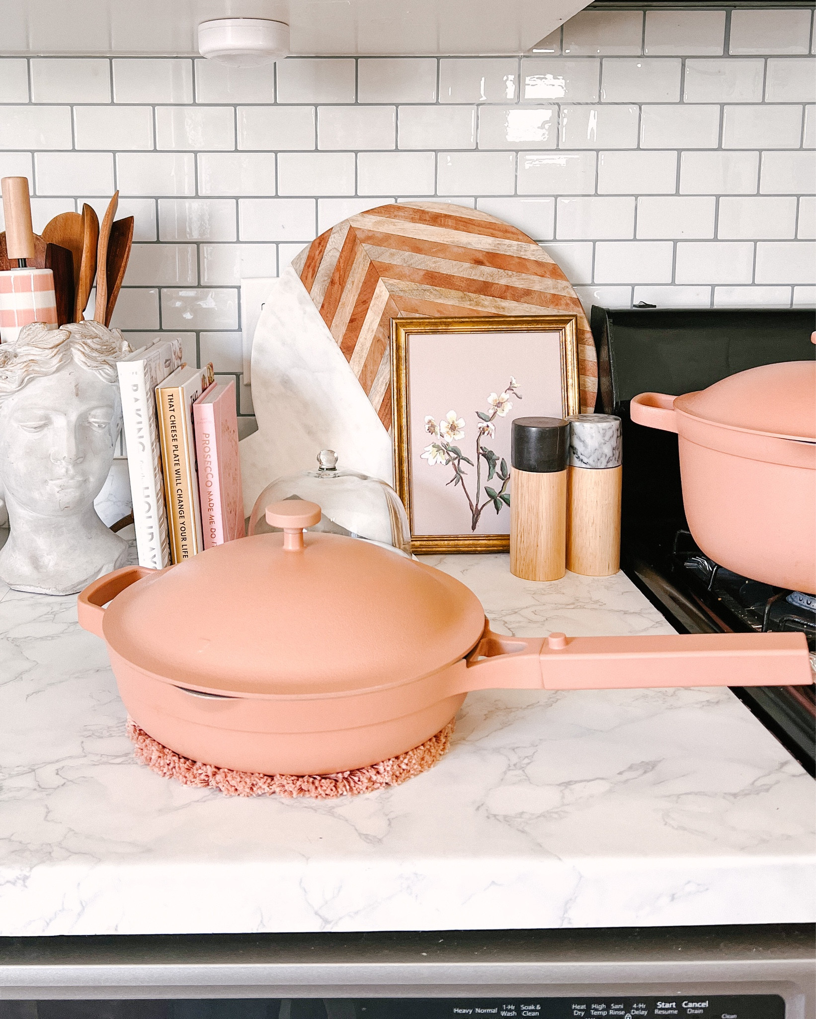Favorite pan and pot

#LTKFind #LTKhome