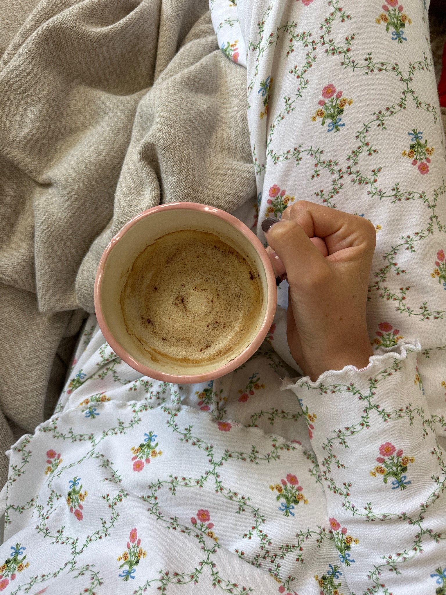 My favorite pjs!!! #hillhouse

#LTKHome #LTKStyleTip #LTKGiftGuide